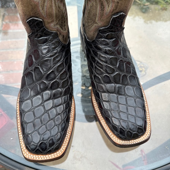 Lucchese alligator print Black and Brown Cowboy Boots with Decorative Stitching - Picture 3 of 11